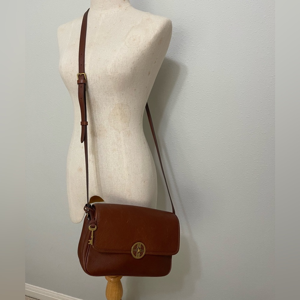 Fossil purse